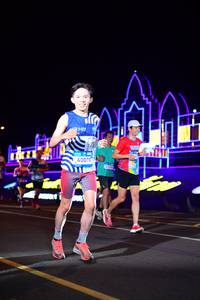 BIB: 40078
                            <button type="button" onclick="openModal(22869895)" class="btn btn-primary btn-sm float-right btn-popup" data-toggle="modal" data-target=".modal-high-quality">
                        <i class="fas fa-shopping-cart"></i> Add to Cart
                    </button>
                                            <button type="button" onclick="isThisMe(22869895, true)" class="btn btn-success btn-sm float-right btn-popup btn-isme hidden" data-toggle="tooltip" data-placement="bottom" title="นี่คือรูปของคุณใช่ไหม คลิกที่นี่เพื่อเอาเข้าอัลบั้ม">
                        <i class="fas fa-plus"></i> Add to album
                    </button>
                    <button type="button" onclick="isThisMe(22869895, false)" class="btn btn-warning btn-sm float-right btn-popup btn-isnotme hidden">
                        <i class="fas fa-ban"></i> Remove from album
                    </button>